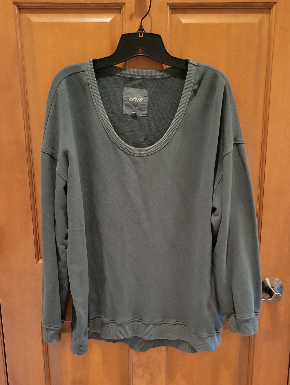 aerie Crewneck Pullover Long Sleeve Sweatshirt 100% Cotton Green Size Medium